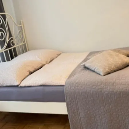 Gemuetliche In Fussgaengerzone Apartamento